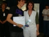 Recibiendo la distincion Recibiendo la distincion