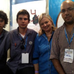 Enzo Navarro y Darío Yuchechen junto a la Prof. Laura Laganá, Directora Superentindenta del Centro Paula Souza, y el Prof. Luis Olivetti